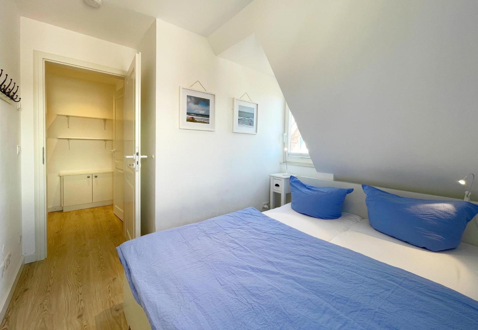 Haus Duenenrose App 2 Mit Balkon Westerland